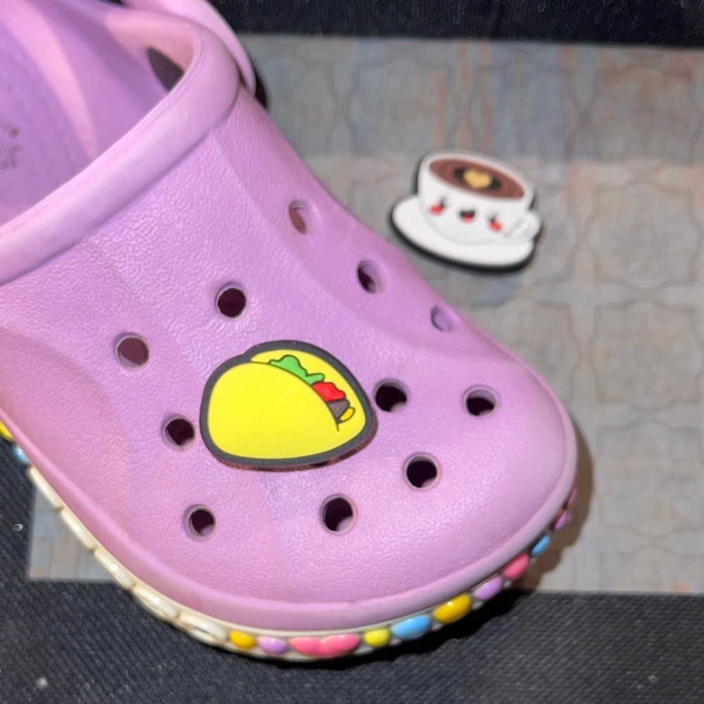 JIBBITZ. 
CROC CHARMS. 
Two Food items! YUM! 
Croc not included.